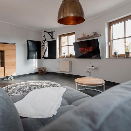 Erholung In Der Natur In Moselnahe, King Size Bett, Netflix, Waschmaschine, Trockner Bengel Exterior photo